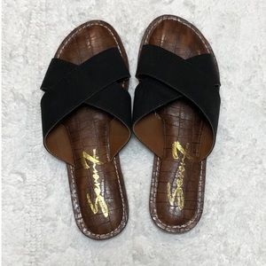 Seven7 Slides size 9